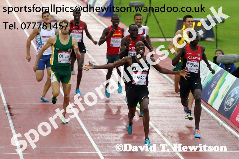 Nijel Amos (Botswana) wins the 800 metres at the Commonwealth Games, Glasgow. Photo: David T. Hewitson/Sports for All Pics